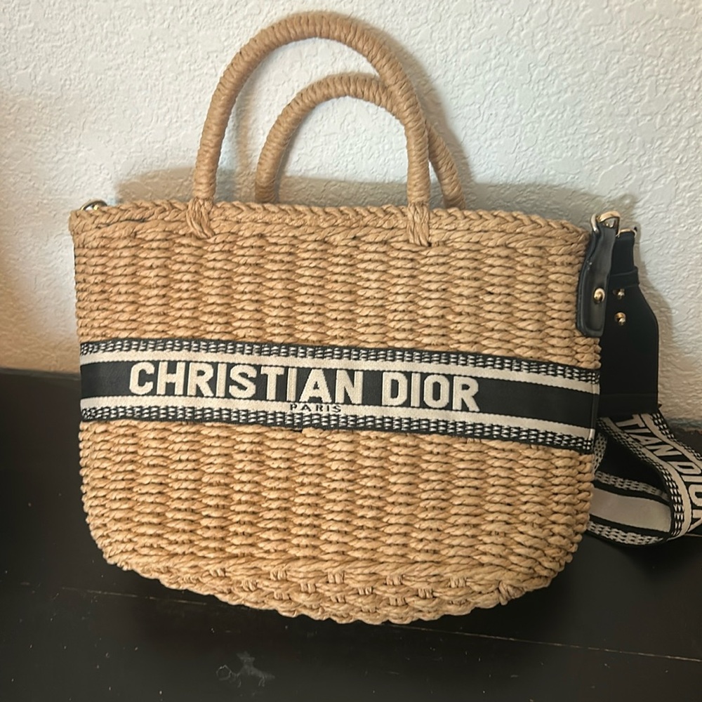 Fashion inspired tote